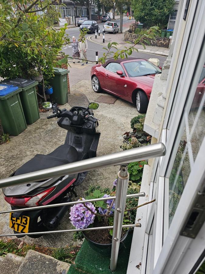 Ensuite Double Room Elizabeth Line Abbeywood Abbey Wood 外观 照片